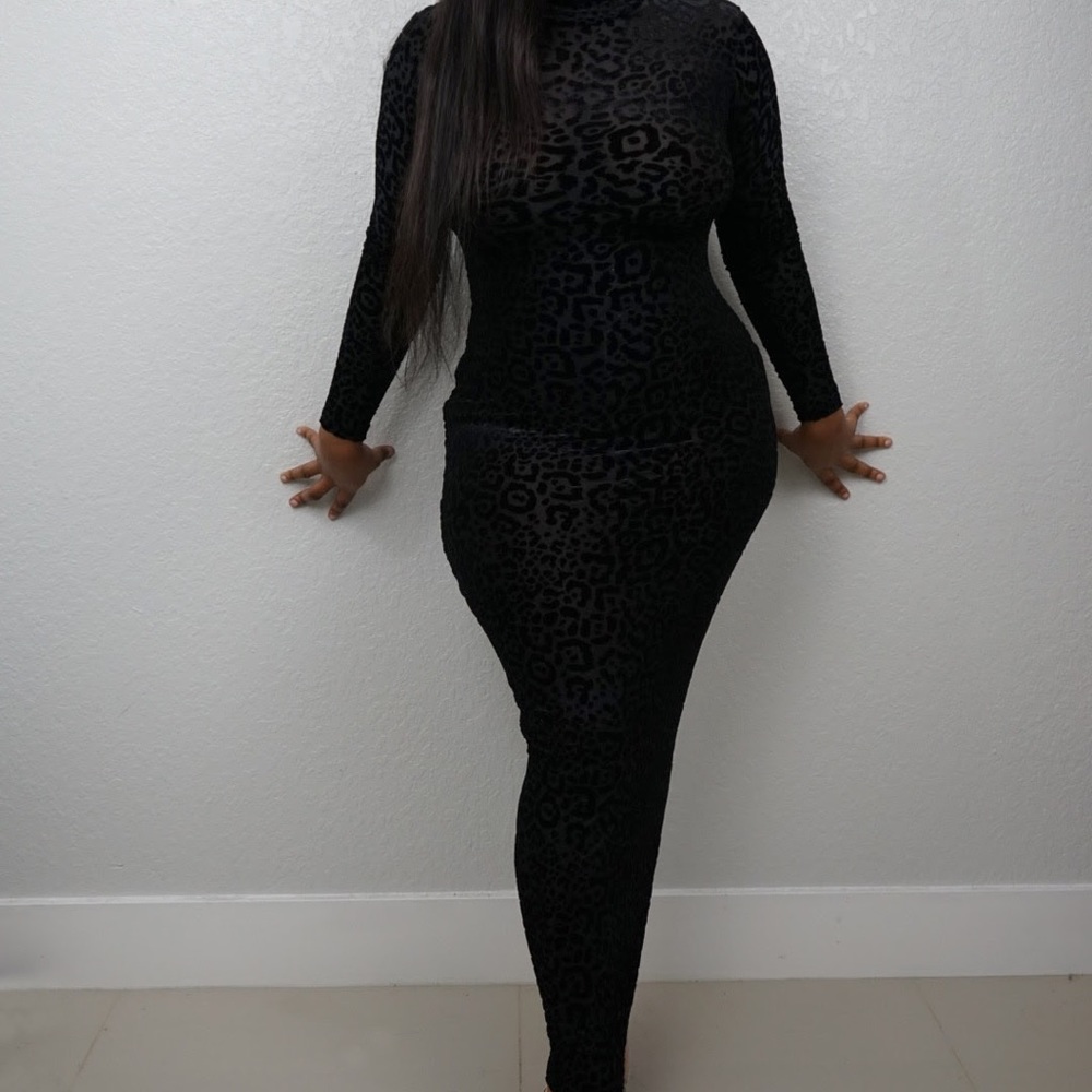 Catty Fitted Maxi Dress